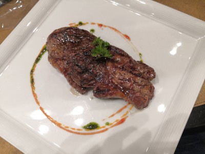 อาหาร หรือ เครื่องดื่ม