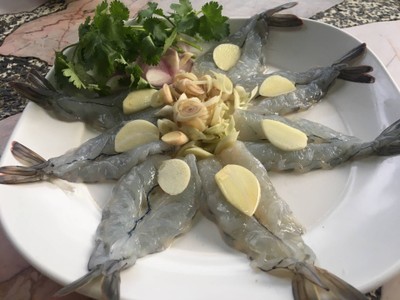 กุ้งแช่น้ำปลา