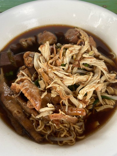 ก๋วยเตี๋ยวไก่มะระ