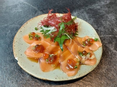 Mini Salmon Uzuzukuri