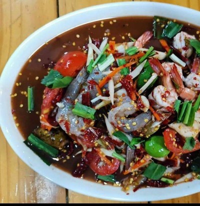 อาหาร หรือ เครื่องดื่ม