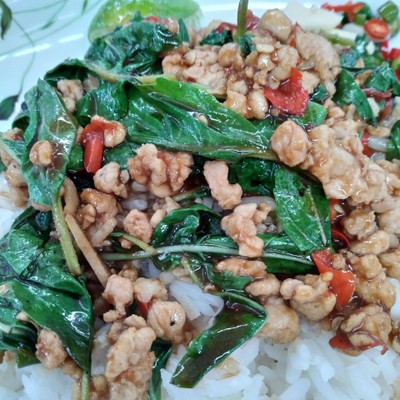 ข้าวราดกระเพราหมูสับ