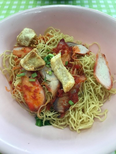 บะหมี่หมูแเดง