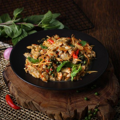 ผัดฉ่าปลาดอลลี่