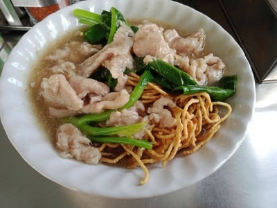 ราดหน้า คนแซ่จัง ลาดพร้าว101