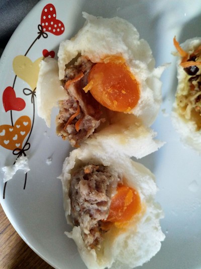 ซาลาเปาไส้หมูสับไข่เค็ม