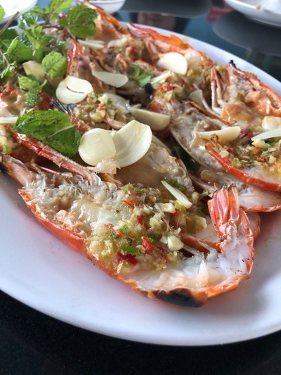 กุ้งสะดุ้งไฟ