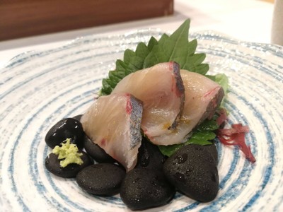 ซาชิมิชิมะอะจิหมักคอมบุ