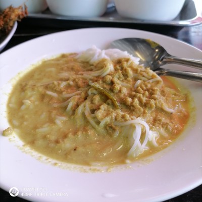 ขนมจีนน้ำยา