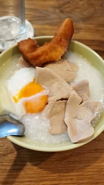 เมนูของร้าน โจ๊กเจ๊หมวยเกี้ย