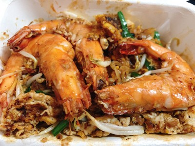 ผัดไทย เส้นจันท์ กุ้งสดเบิ้ม!!!