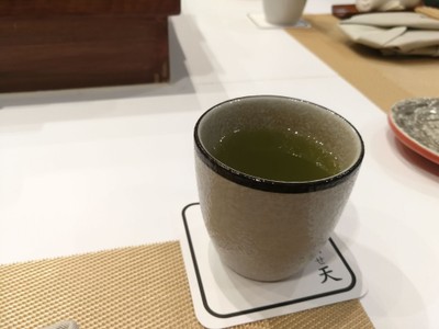 ชาเขียวร้อน