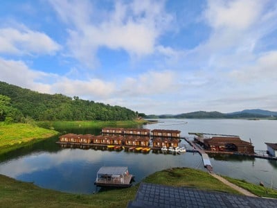 บริเวณโดยรอบ