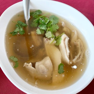 กระเพาะหมูผัดเกี่ยมฉ่าย