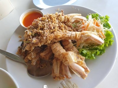 กั้งทอดกระเทียม