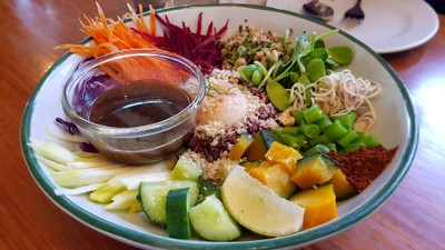 อาหาร หรือ เครื่องดื่ม