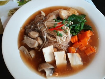 อาหาร หรือ เครื่องดื่ม