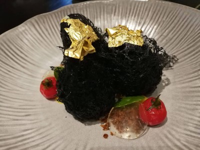 อาหาร หรือ เครื่องดื่ม