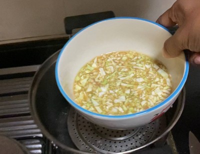 วิธีทำ ไข่ตุ๋นกะหล่ำปลี วิธีทำ ไข่ตุ๋นกะหล่ำปลี