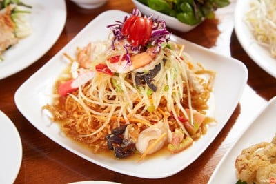 ครัวครูบุษบา ผัดไทยกุ้งสด (PHAT THAI KUNG SOT RESTAURANT) ครัวครูบุษบา ผัดไทยกุ้งสด (PHAT THAI KUNG SOT RESTAURANT)