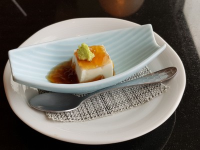 เมนูของร้าน Hinata Japanese Restaurant Central Embassy