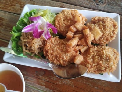 อาหาร หรือ เครื่องดื่ม