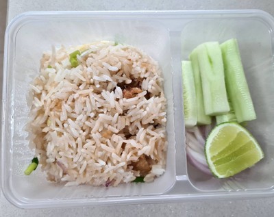 ข้าวผัดปลาสลิด