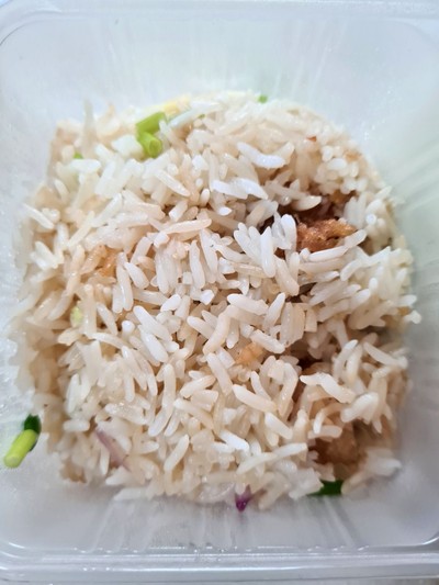 ข้าวผัดปลาสลิด