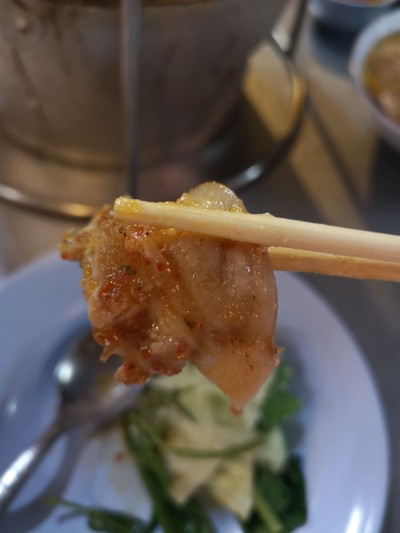 สามชั้นย่าง