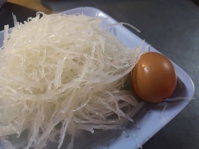 วุ้นเส้น