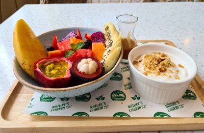 อาหาร หรือ เครื่องดื่ม