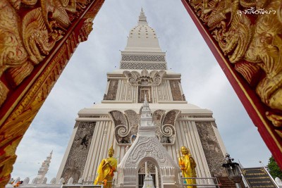 ไหว้ 8 พระธาตุประจำวันเกิด@นครพนม