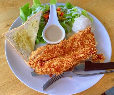 สเต็กไก่กรอบ