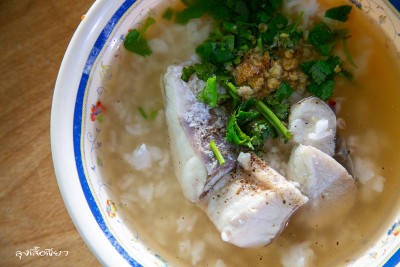 12 ที่เที่ยวสกลนคร ออนซอนหลาย