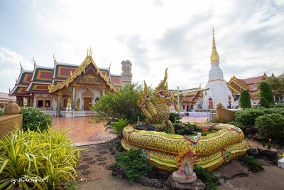 12 ที่เที่ยวสกลนคร ออนซอนหลาย