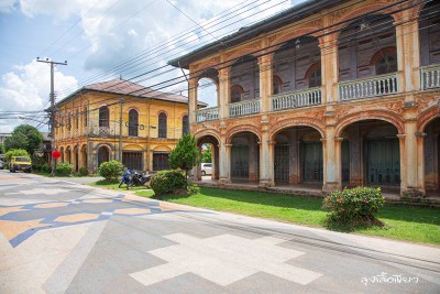 12 ที่เที่ยวสกลนคร ออนซอนหลาย