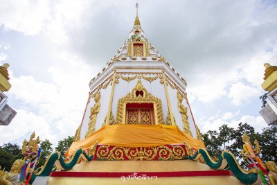 ไหว้ 8 พระธาตุประจำวันเกิด@นครพนม