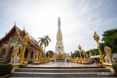 ไหว้ 8 พระธาตุประจำวันเกิด@นครพนม