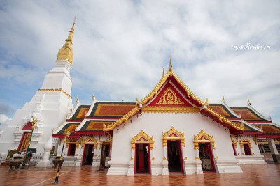 12 ที่เที่ยวสกลนคร ออนซอนหลาย