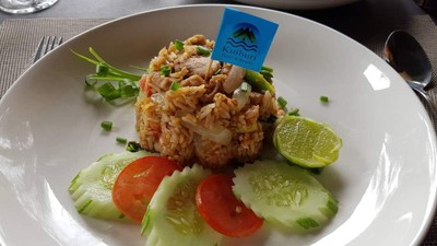 ข้าวผัดรถไฟ (Railway Fried Rice)