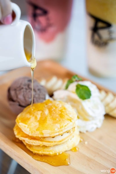 “แพนเค้ก” (89 บาท)