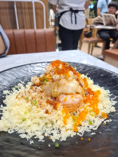 Volcano Salmon Lava Roll