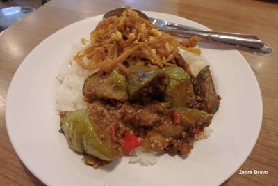 ข้าวราดแกง