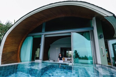 Crest Resort & Pool Villas จ.ภูเก็ต