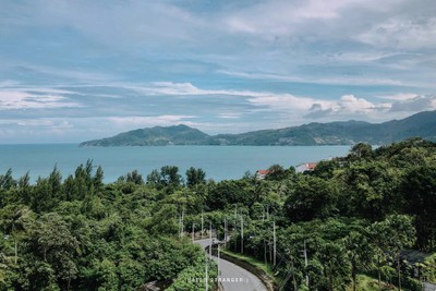 Crest Resort & Pool Villas จ.ภูเก็ต