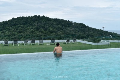 Crest Resort & Pool Villas จ.ภูเก็ต