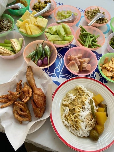 ขนมจีนน้ำยา
