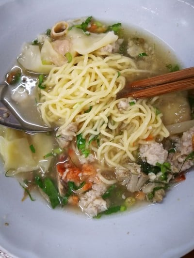 บะหมี่เกี๊ยวน้ำ