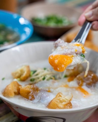 เมนูของร้าน โจ๊กหมูตาฉั้ง (หน้าวัดคอหงส์)