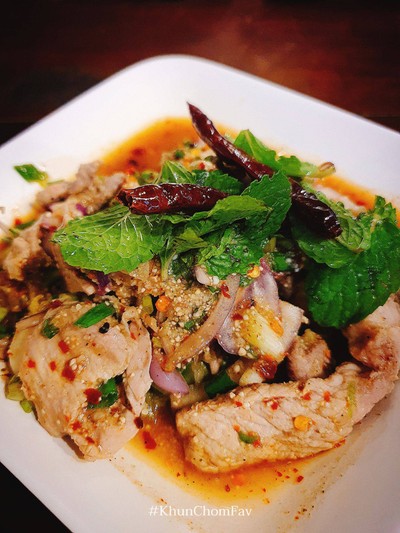 น้ำตกหมู